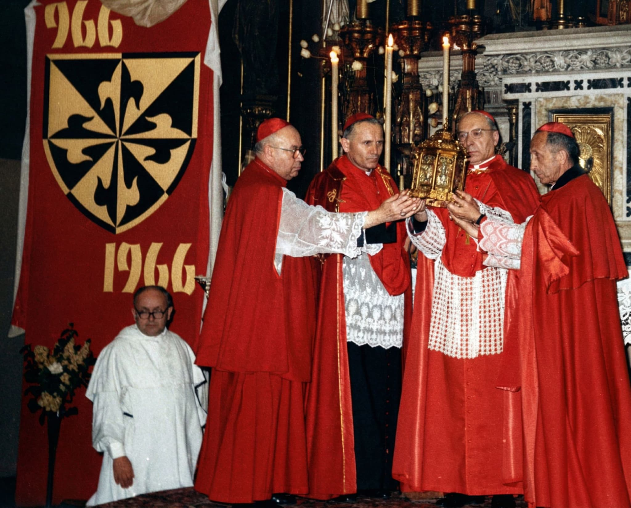 Po: Renowacja zdjęcia z Obchodów Tysiąclecia Chrztu Polski